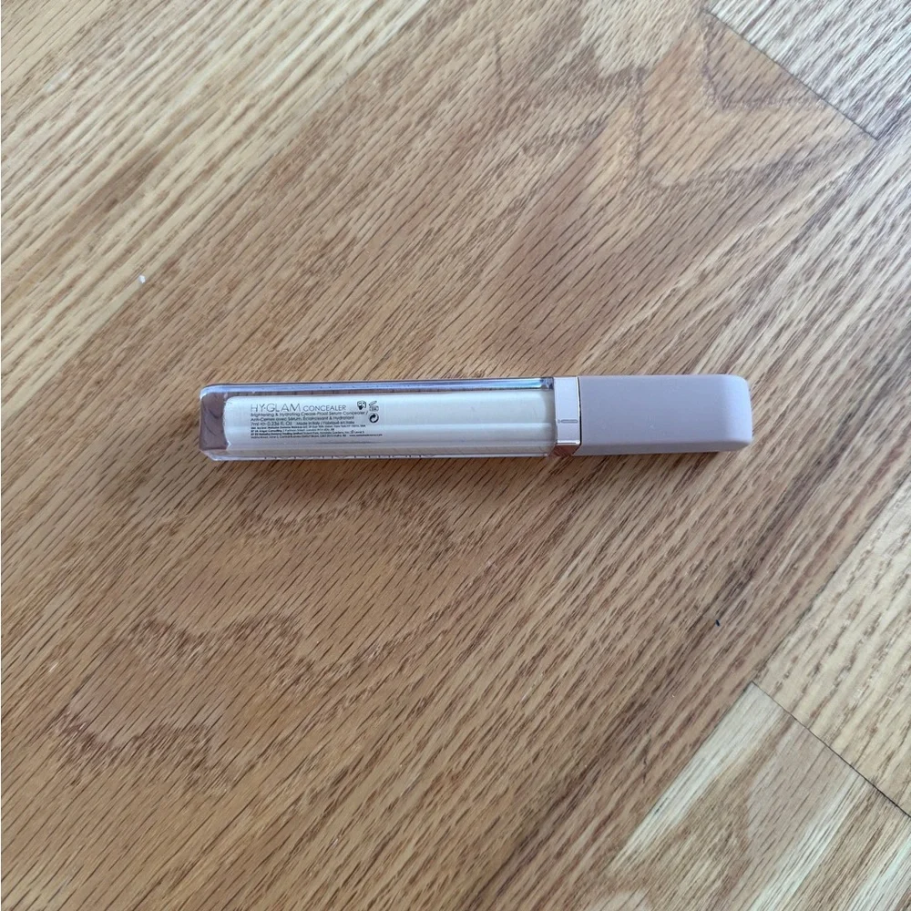 Natasha Denona hy glam concealer shade Y2